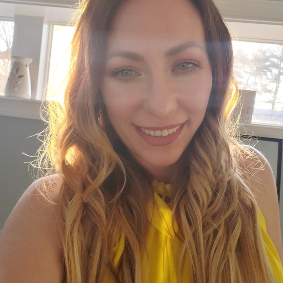 Meet your Posher, Crystal - Picture 4 of 7